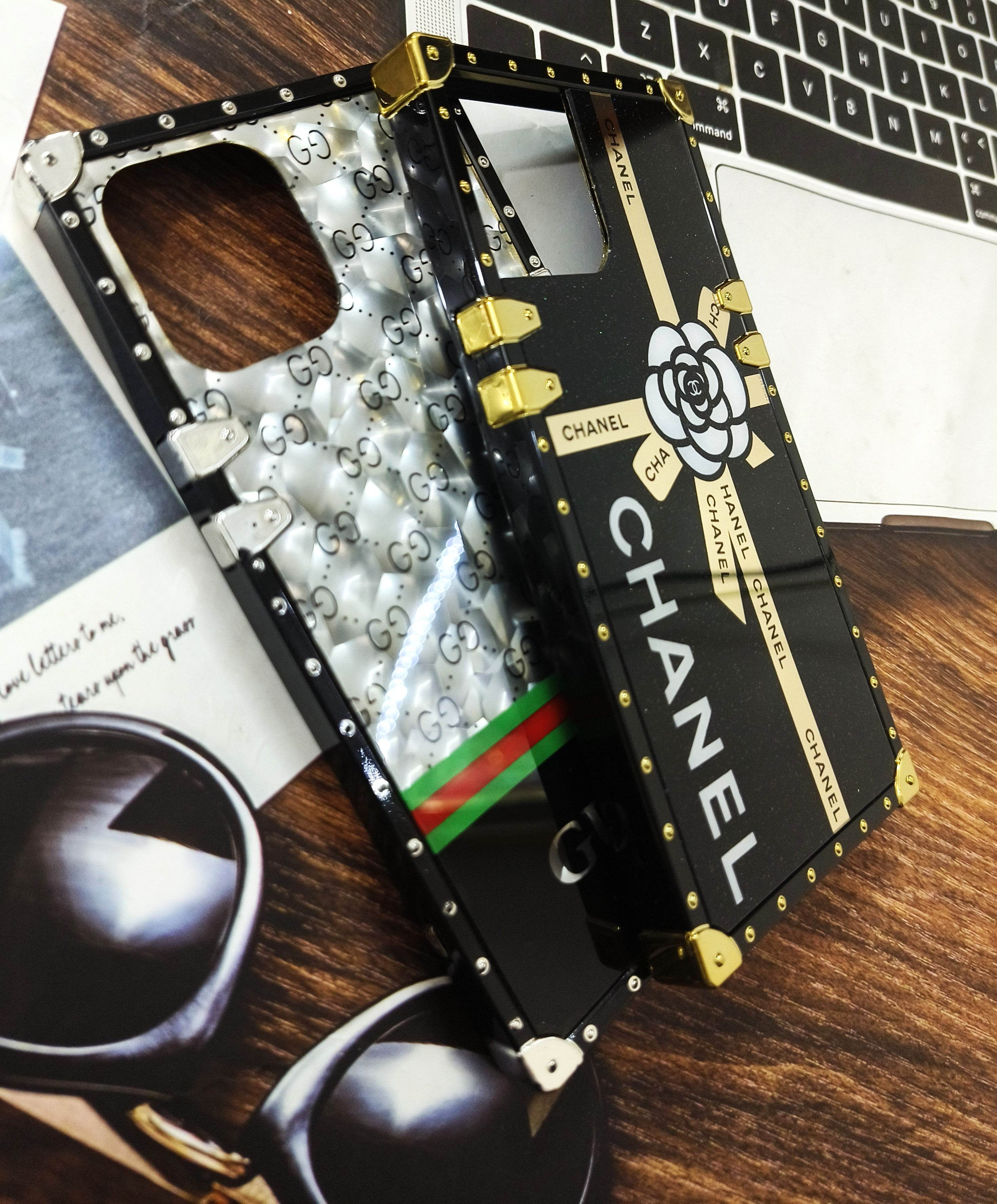 iPhone 12 Pro Max Premium Branded Trunk Case - Gucci - Guleel