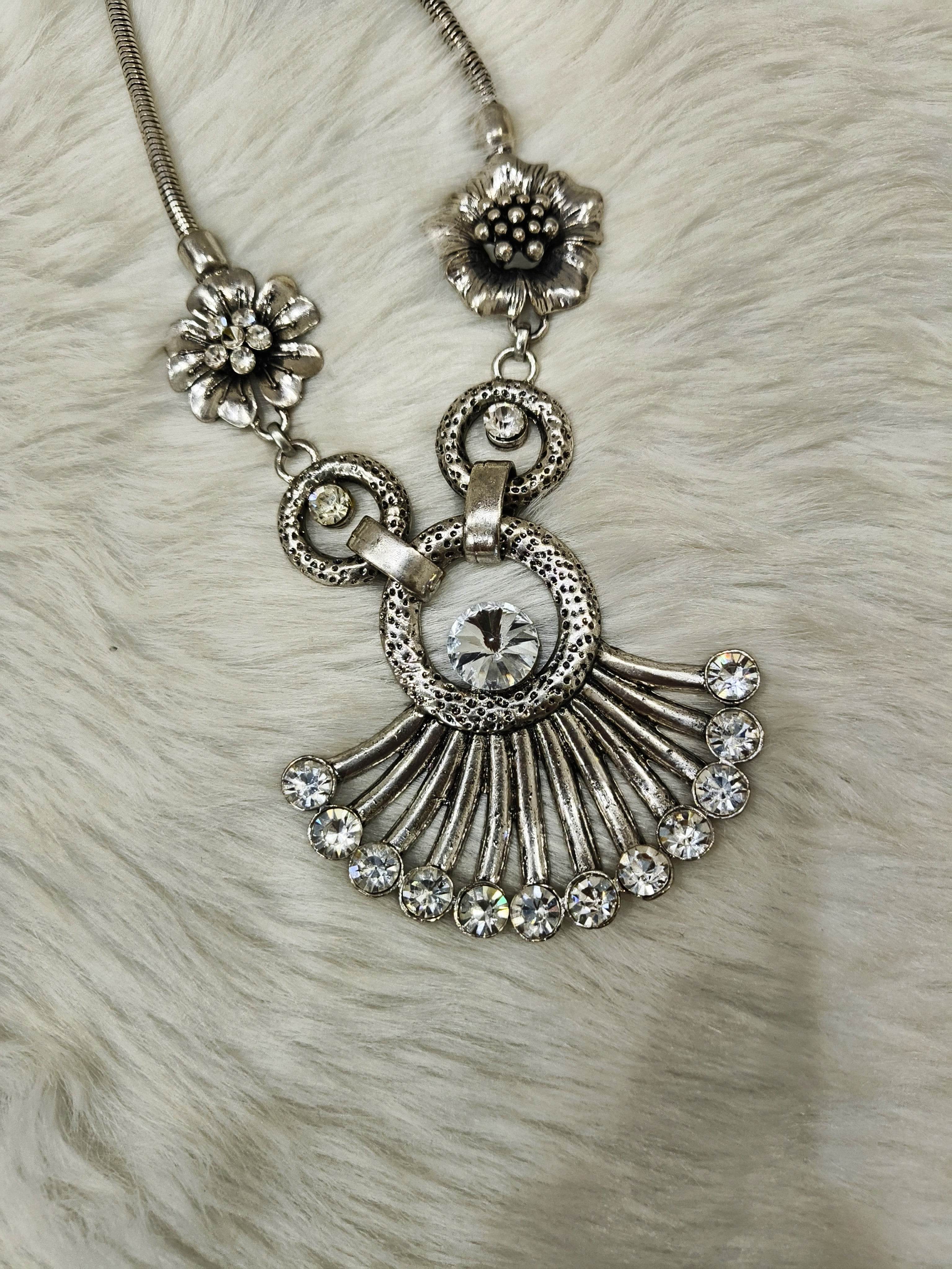 Oxidized Silver Jewellery Necklace for Women and Girls - Guleel