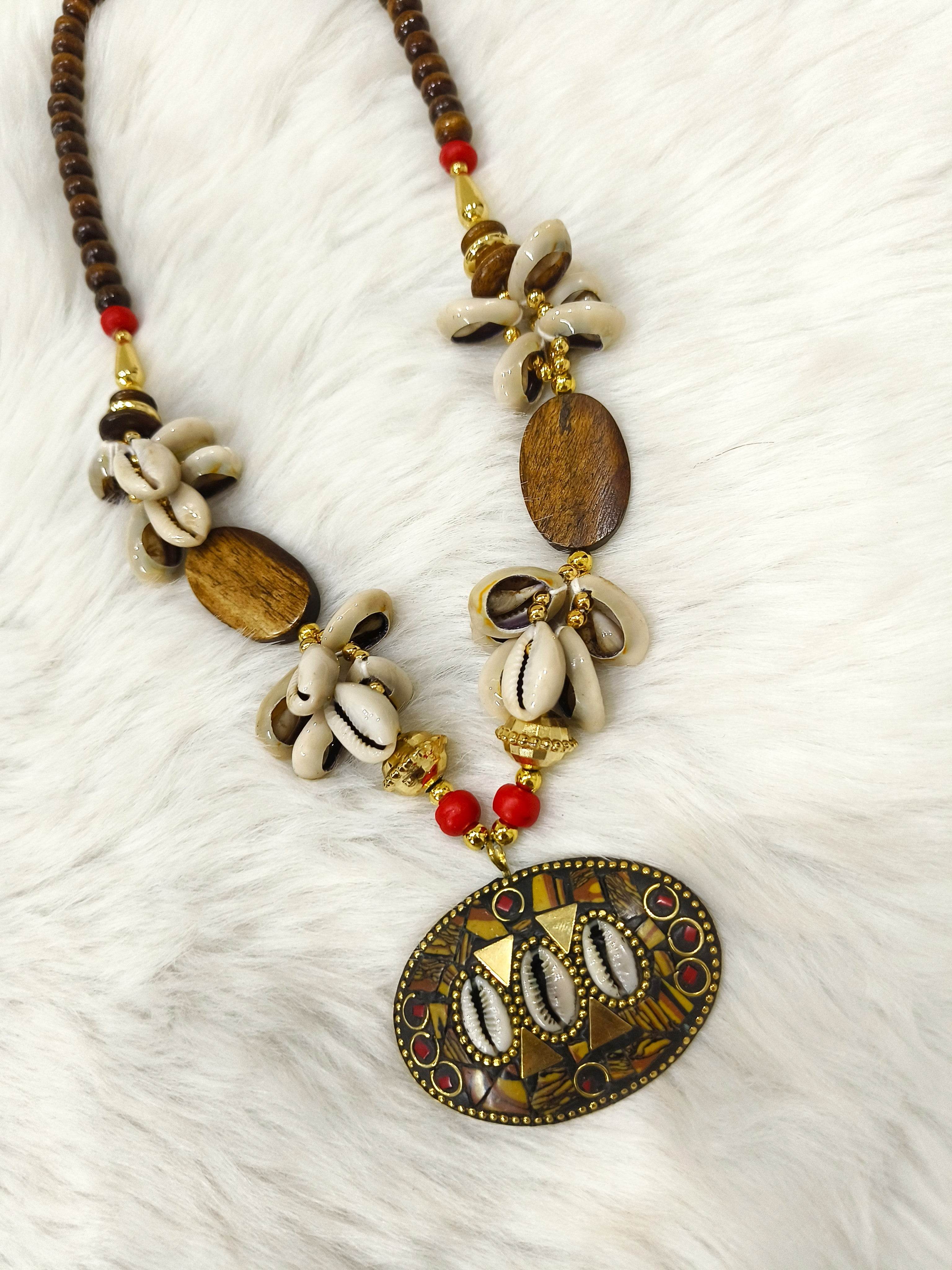 Shell Women Brown Jewellery Necklace for Women and Girls - Multicolor - Guleel