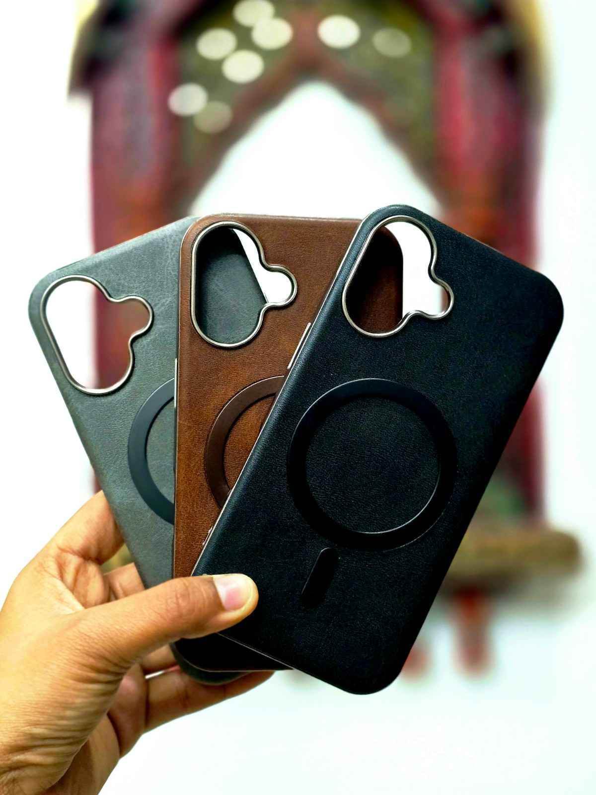 iPhone 16 Plus Leather Finish Magsafe Case - Black - Guleel