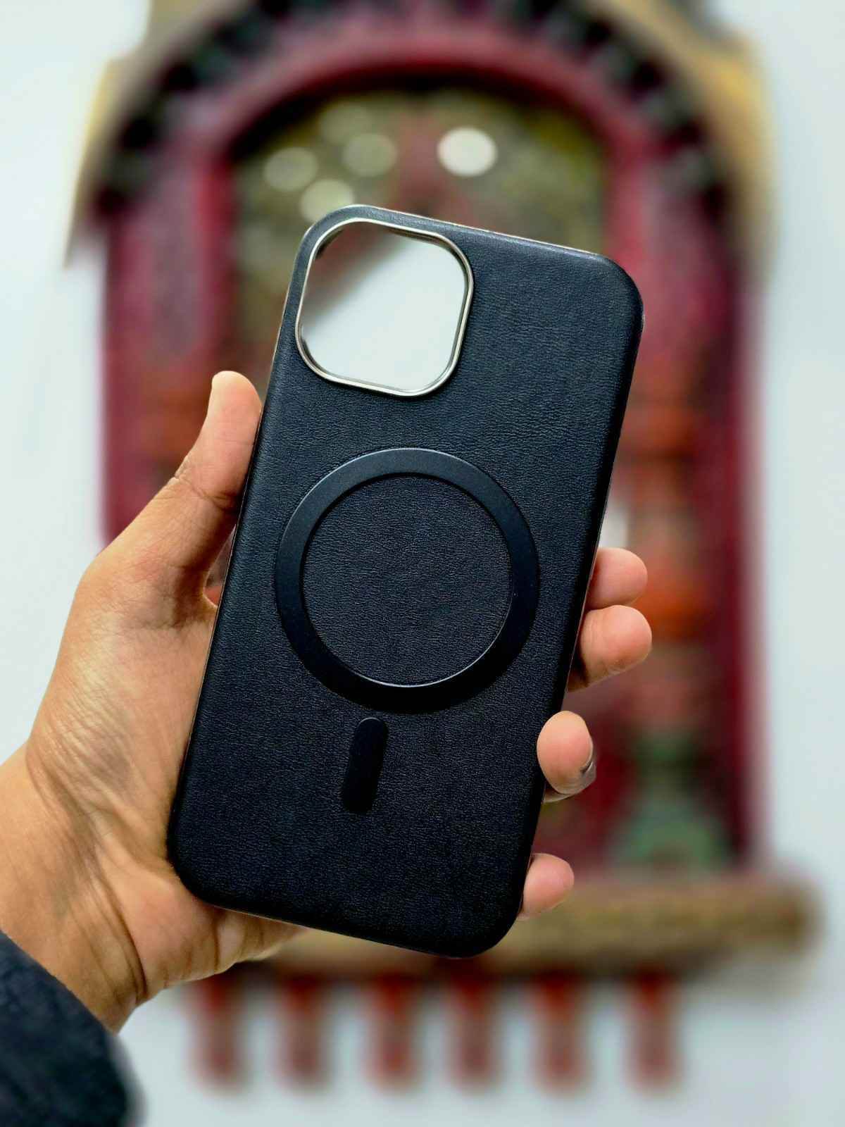 iPhone 15 Leather Finish Magsafe Case - Black - Guleel