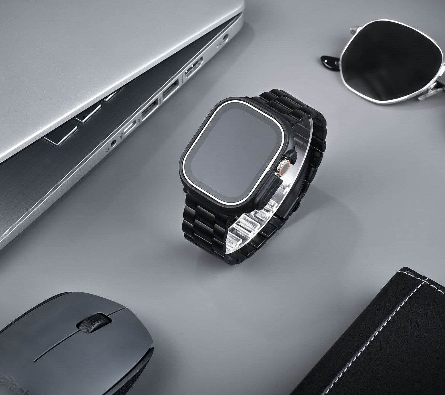 Premium Stainless Steel iWatch Band for Apple Watch Series 8/7/6/5/4/3/2/1/SE/SE2/Ultra - Black - Guleel