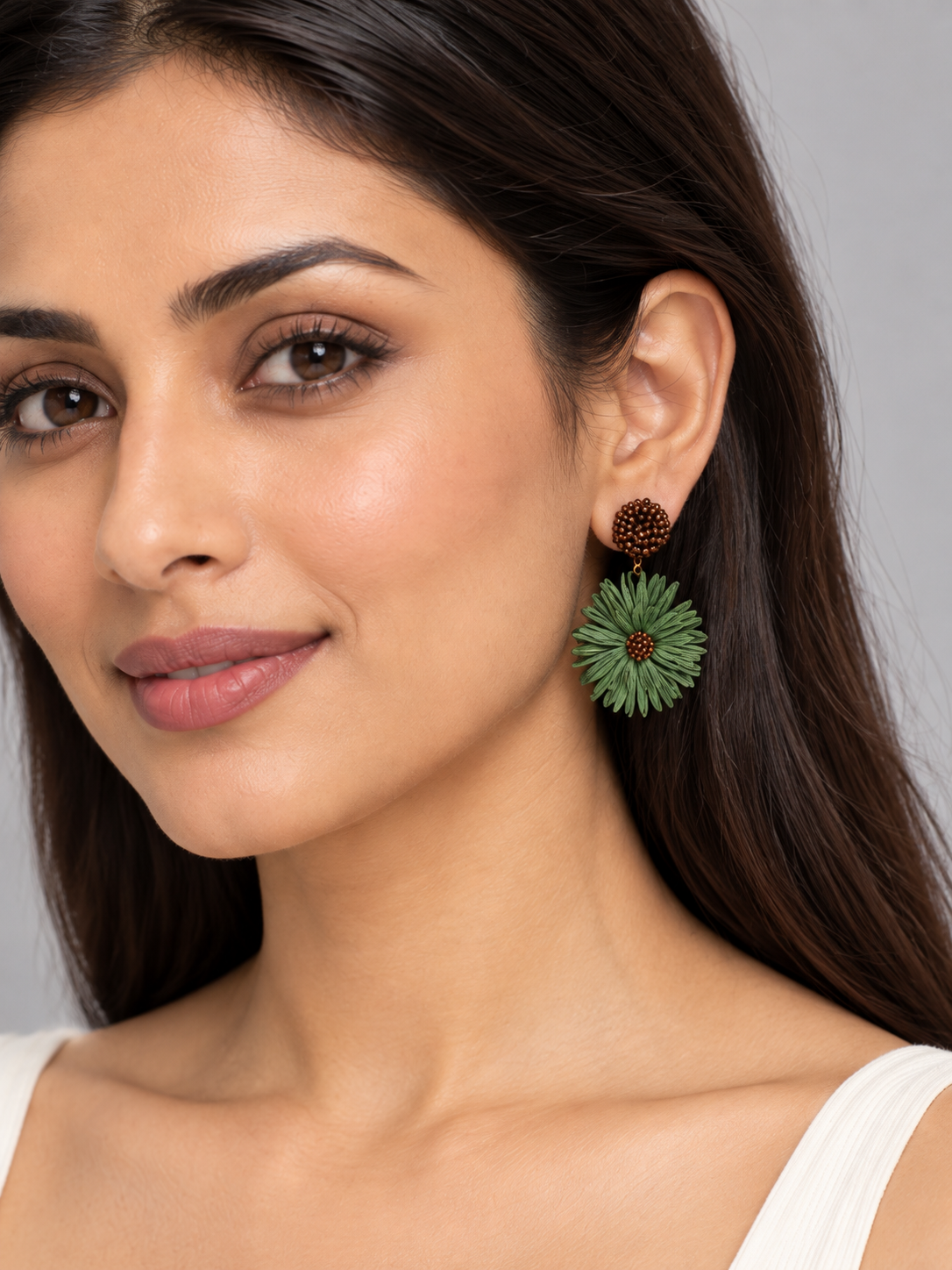 Forest Green Raffia-Style Daisy Drop Earrings