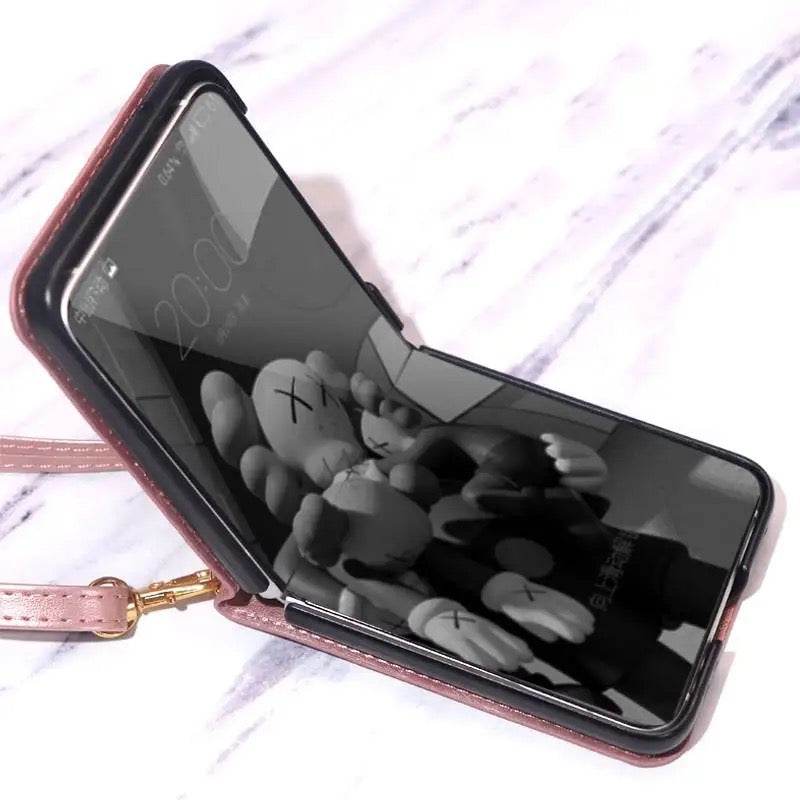 Samsung Galaxy Z Flip 3 Premium Flowers Engraving Scratch Resistant Case - Pink - Guleel
