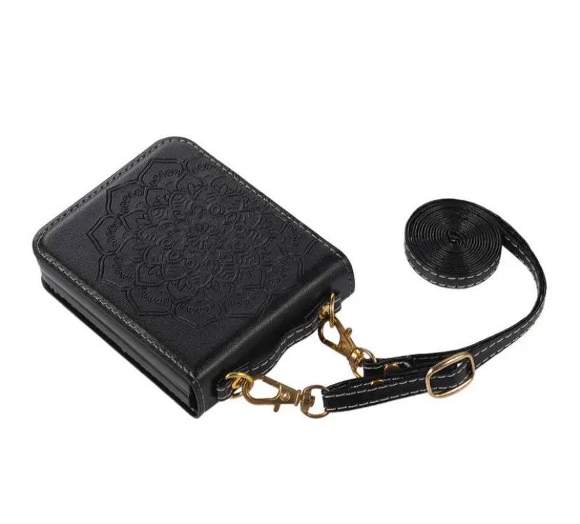 Samsung Galaxy Z Flip 5 Premium Flowers Engraving Scratch Resistant Case - Black - Guleel