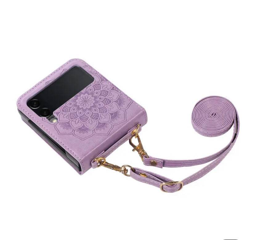 Samsung Galaxy Z Flip 4 Premium Flowers Engraving Scratch Resistant Case - Purple - Guleel