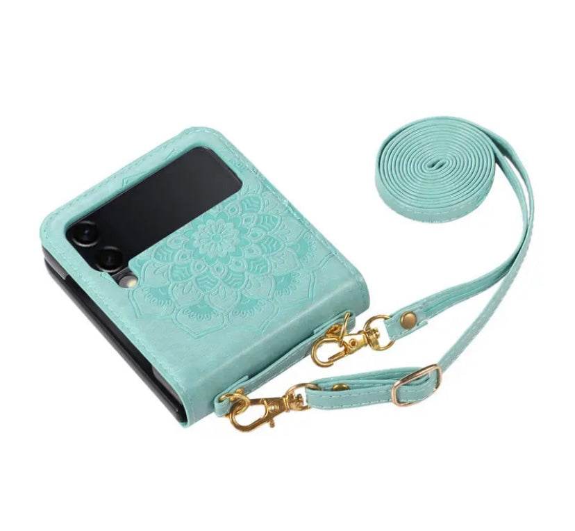 Samsung Galaxy Z Flip 4 Premium Flowers Engraving Scratch Resistant Case - Light Green - Guleel