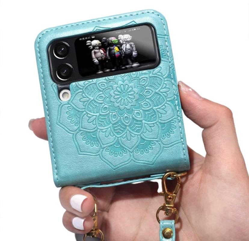 Samsung Galaxy Z Flip 3 Premium Flowers Engraving Scratch Resistant Case - Light Green - Guleel