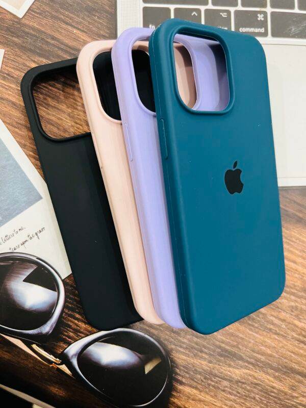 iPhone 13 Pro Premium Original Logo Silicone Case - Black - Guleel