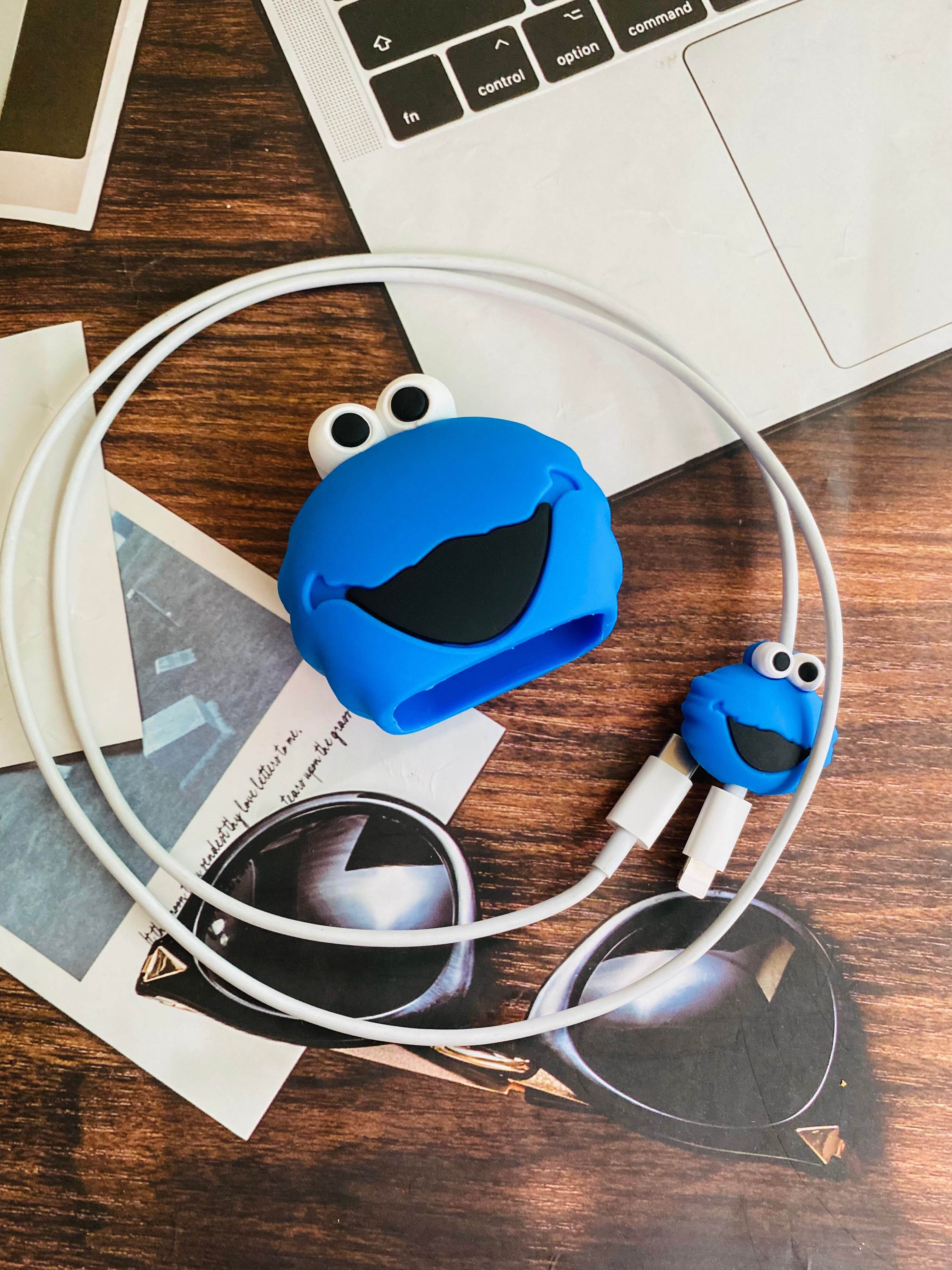 Silicone Cartoon iPhone Charger Case Cover for 18-20W Chargers - Blue White (with Wire Cover) - Guleel