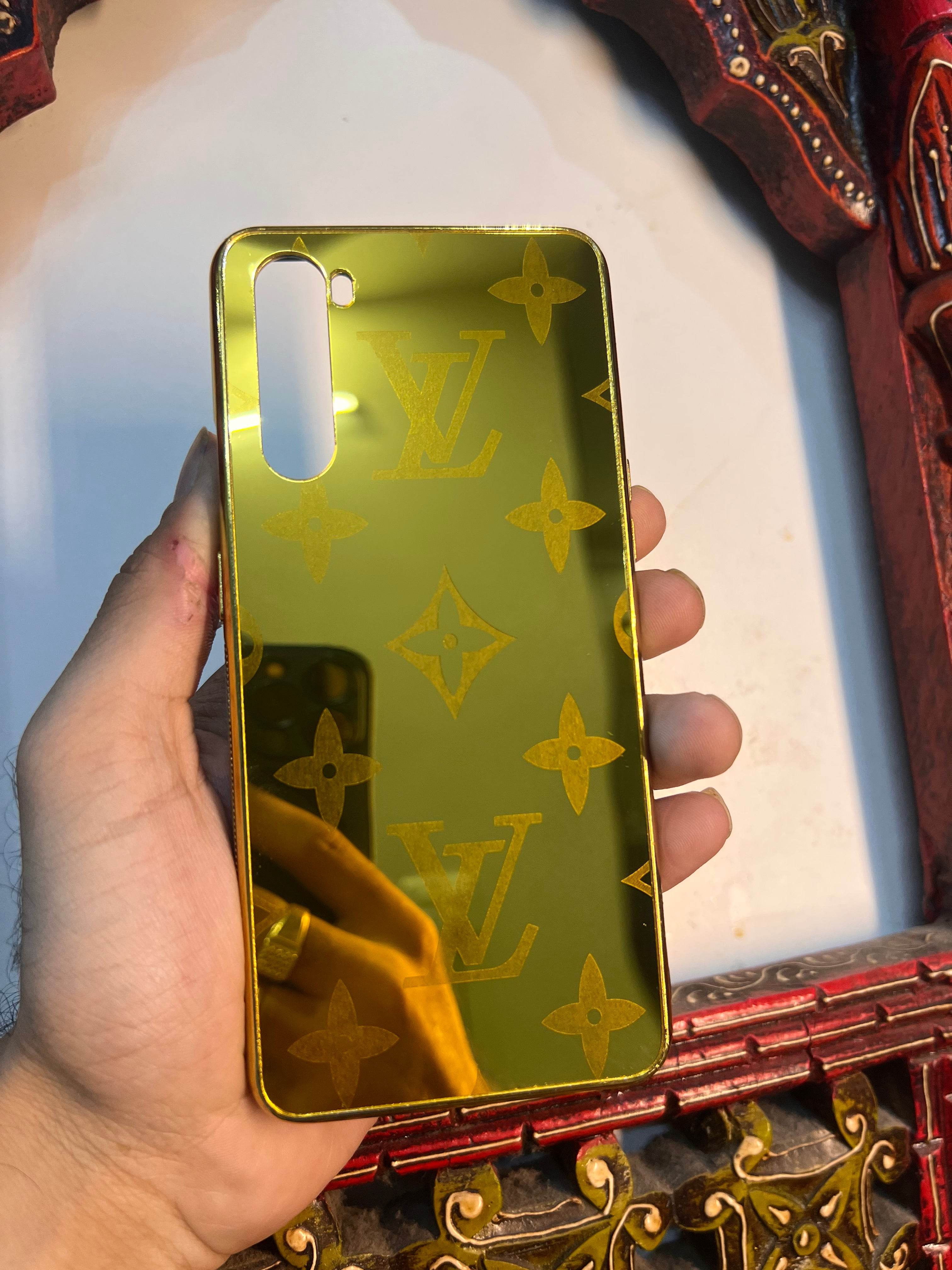 OnePlus Nord Premium Gold Plated Mirror Finish Case Cover - Plain LV - Guleel