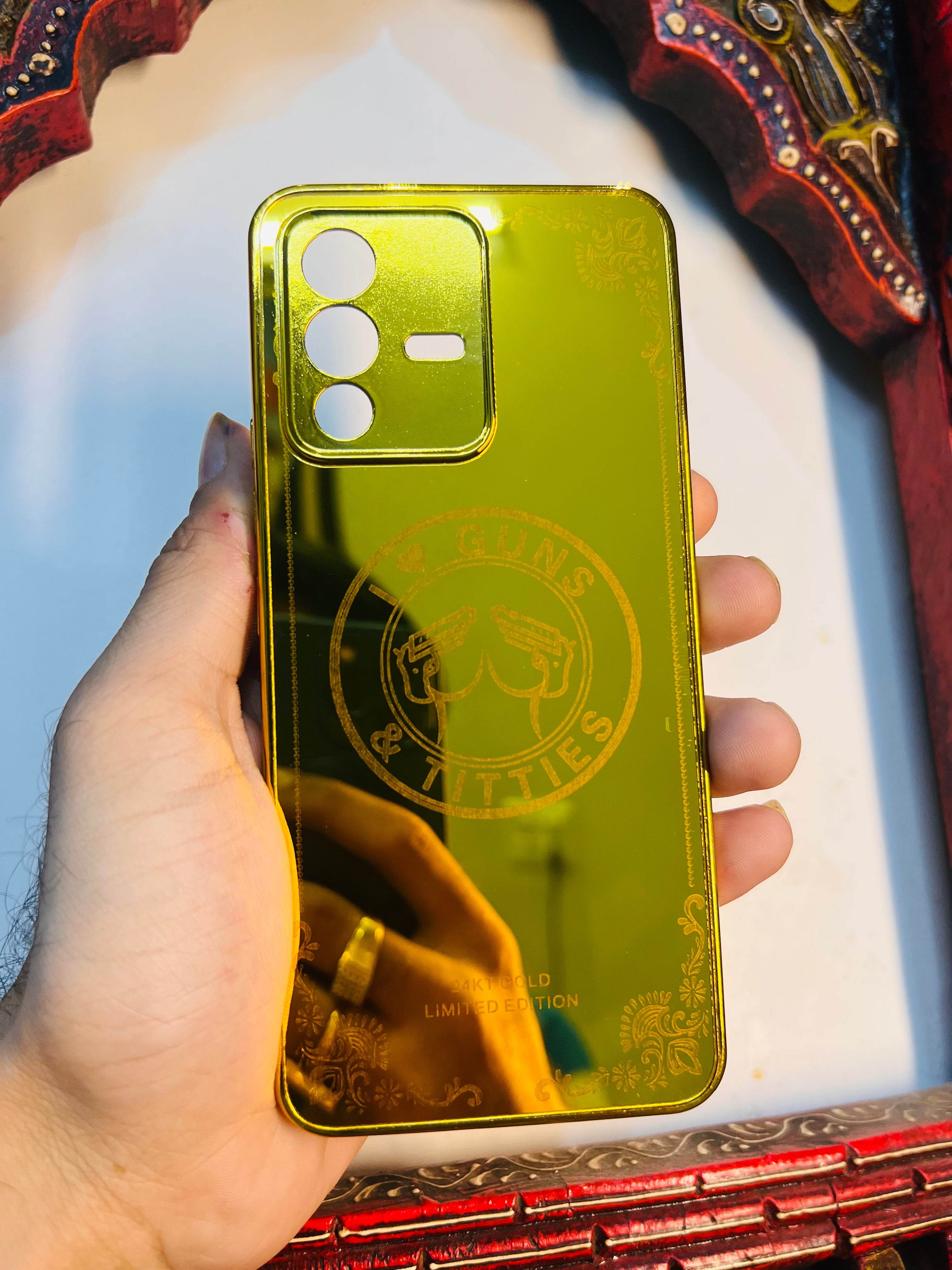 Vivo V23 5G Premium Gold Plated Mirror Finish Case Cover - Guns - Guleel
