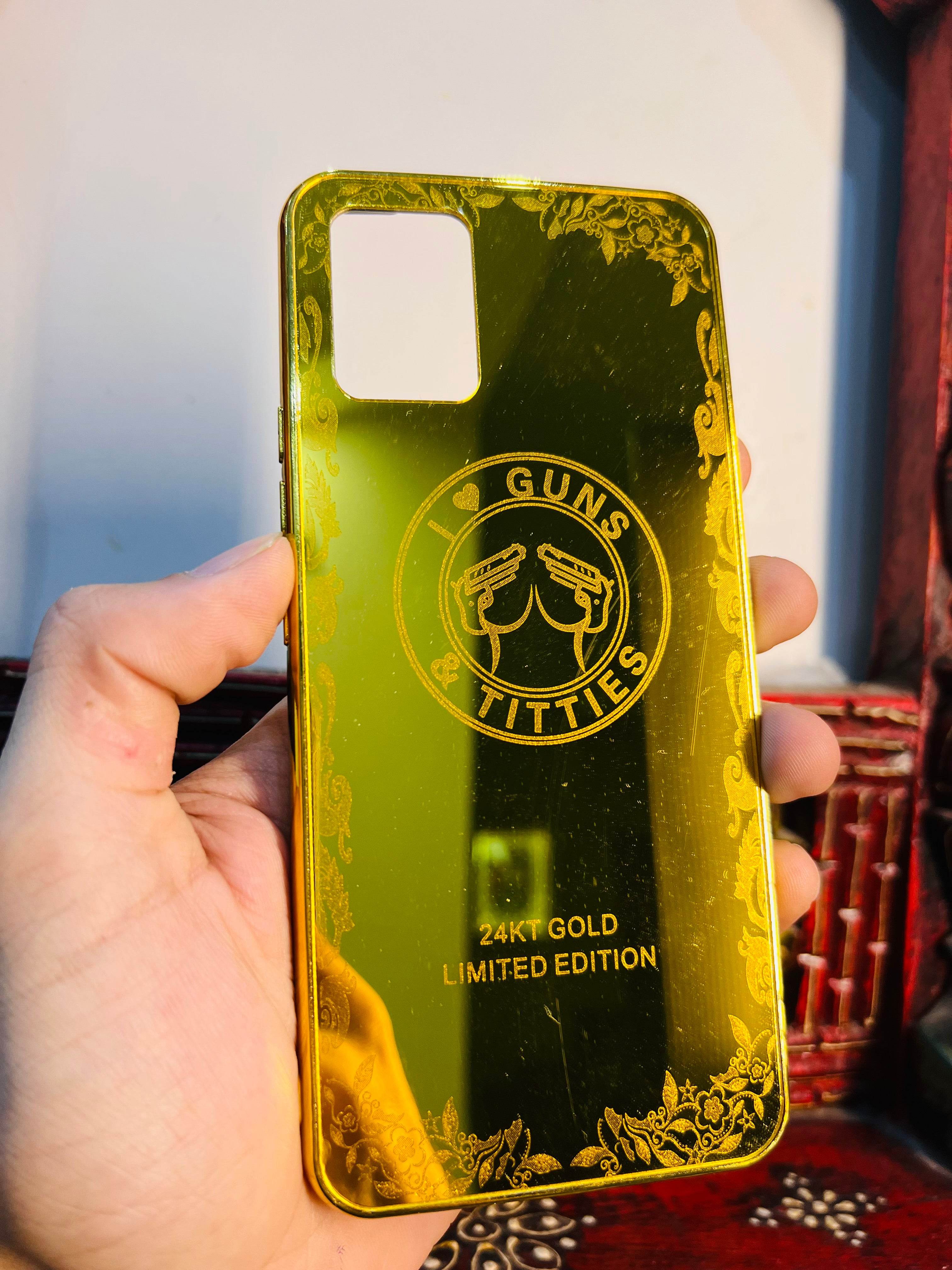 Vivo V20 Gold Plated Back Case Cover - Guns - Guleel