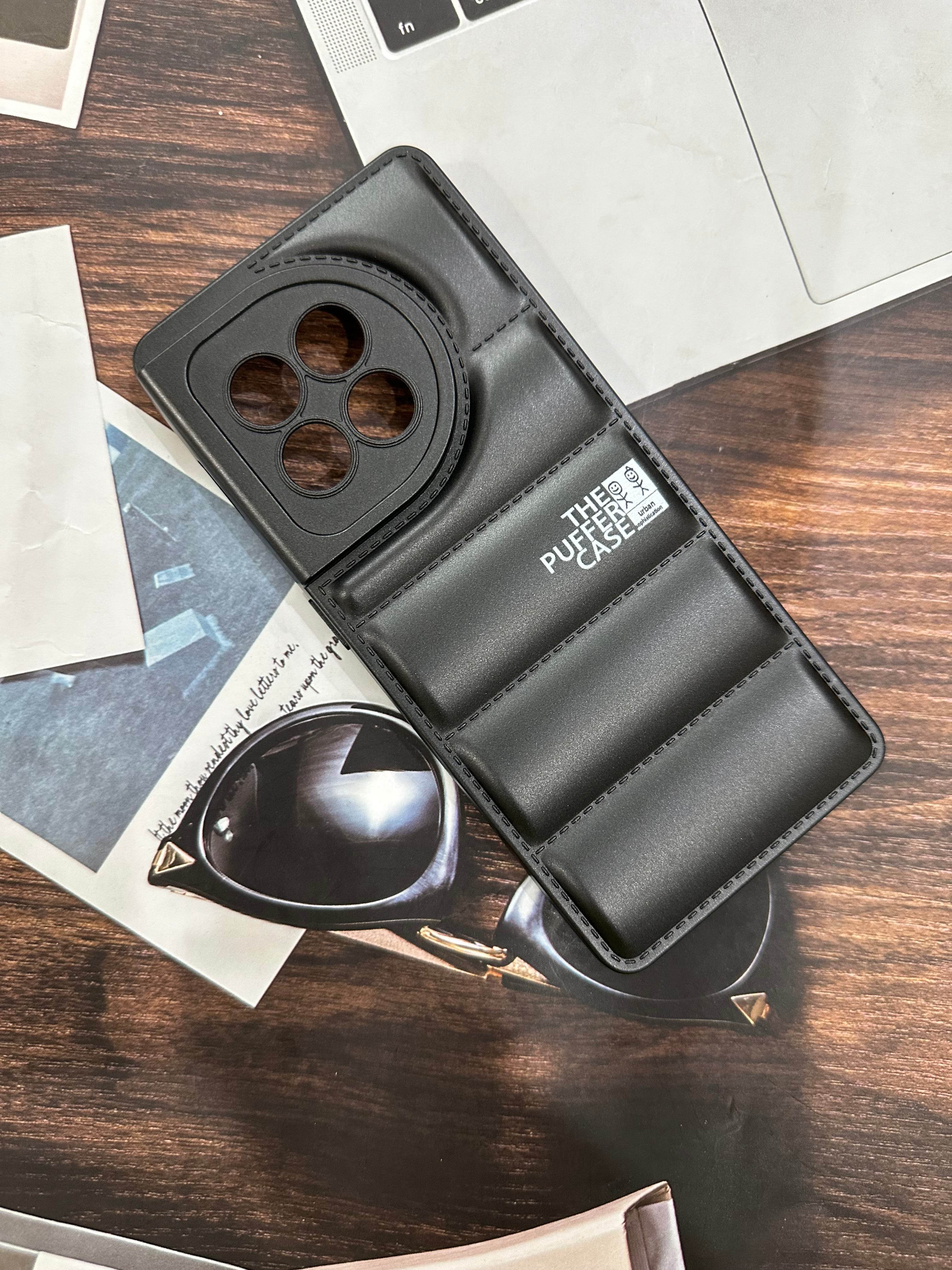 OnePlus 11R Premium Cushion Silicone Classy Finish Case Cover - Black - Guleel