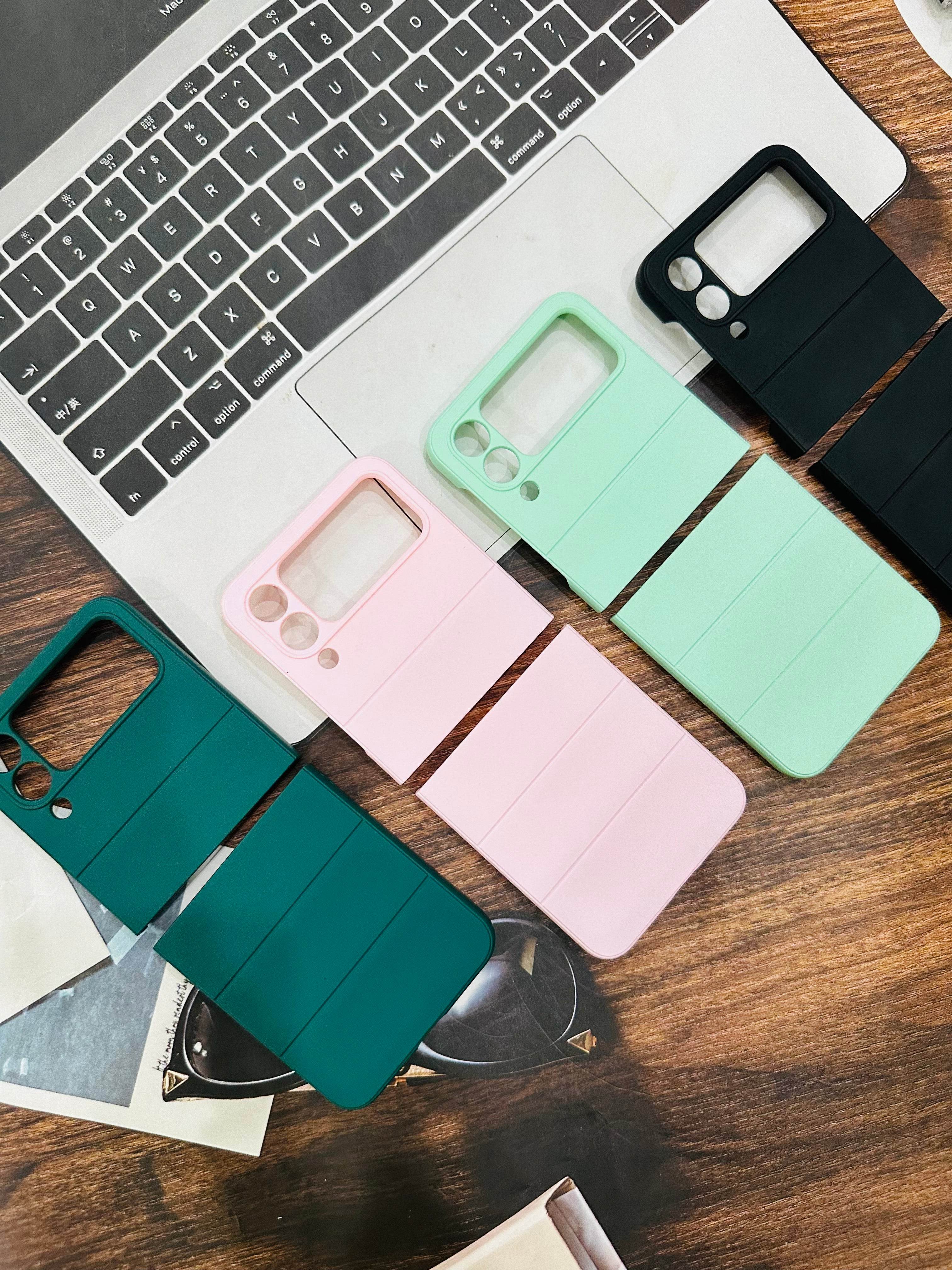 Samsung Galaxy Z Flip 4 Premium Shock Proof Matte Finish Back Cover - Dark Green - Guleel