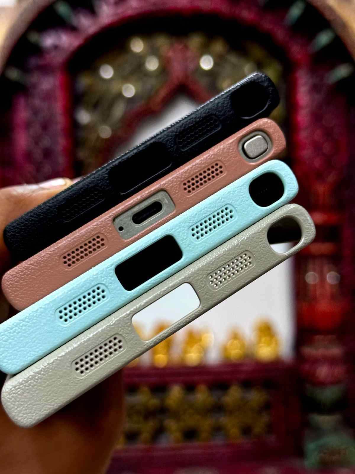 Premium Leather Finish Magsafe Case - Light Blue - Guleel