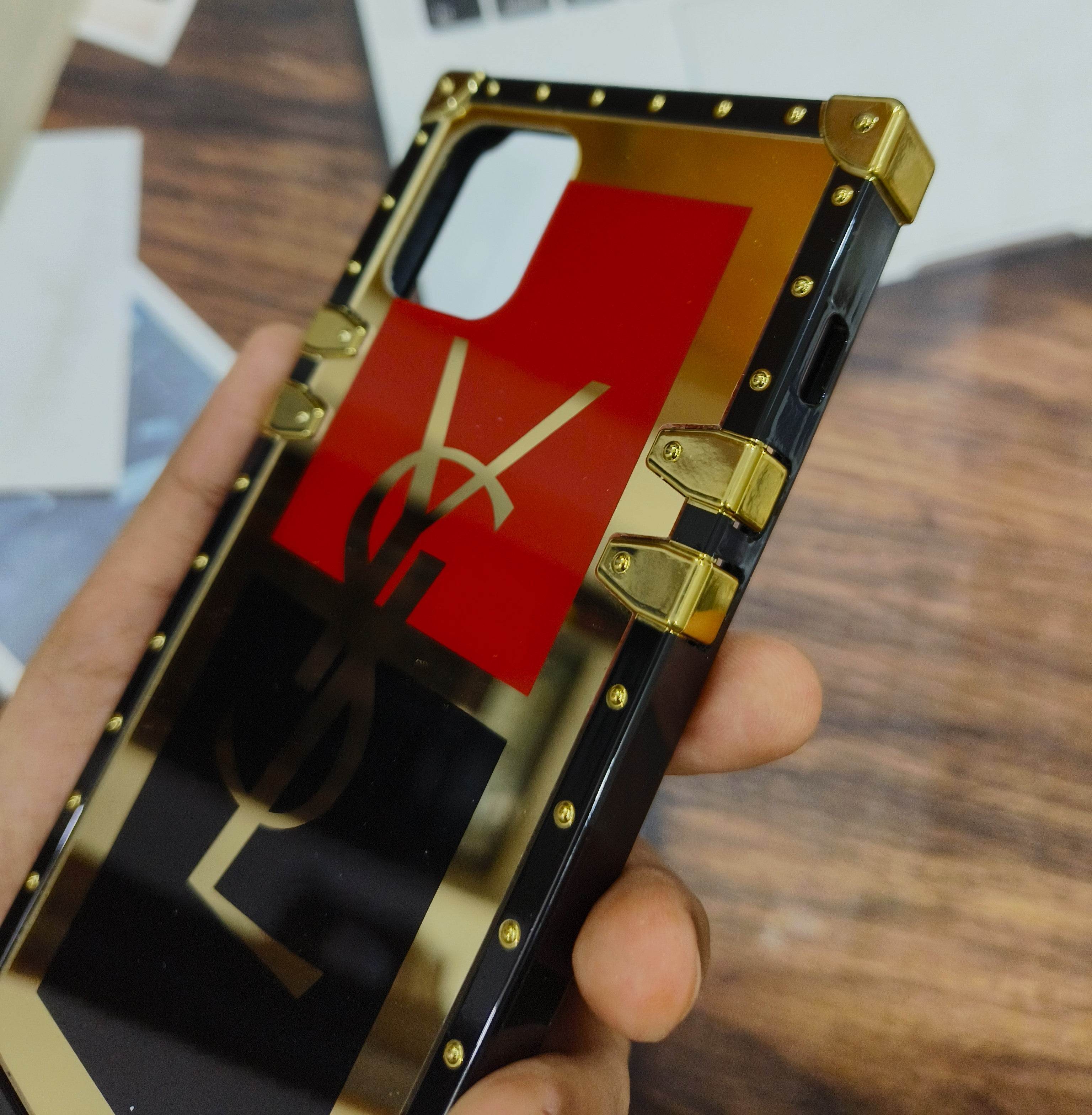 Premium Shock Proof Glass Trunk Case - Red Black - Guleel