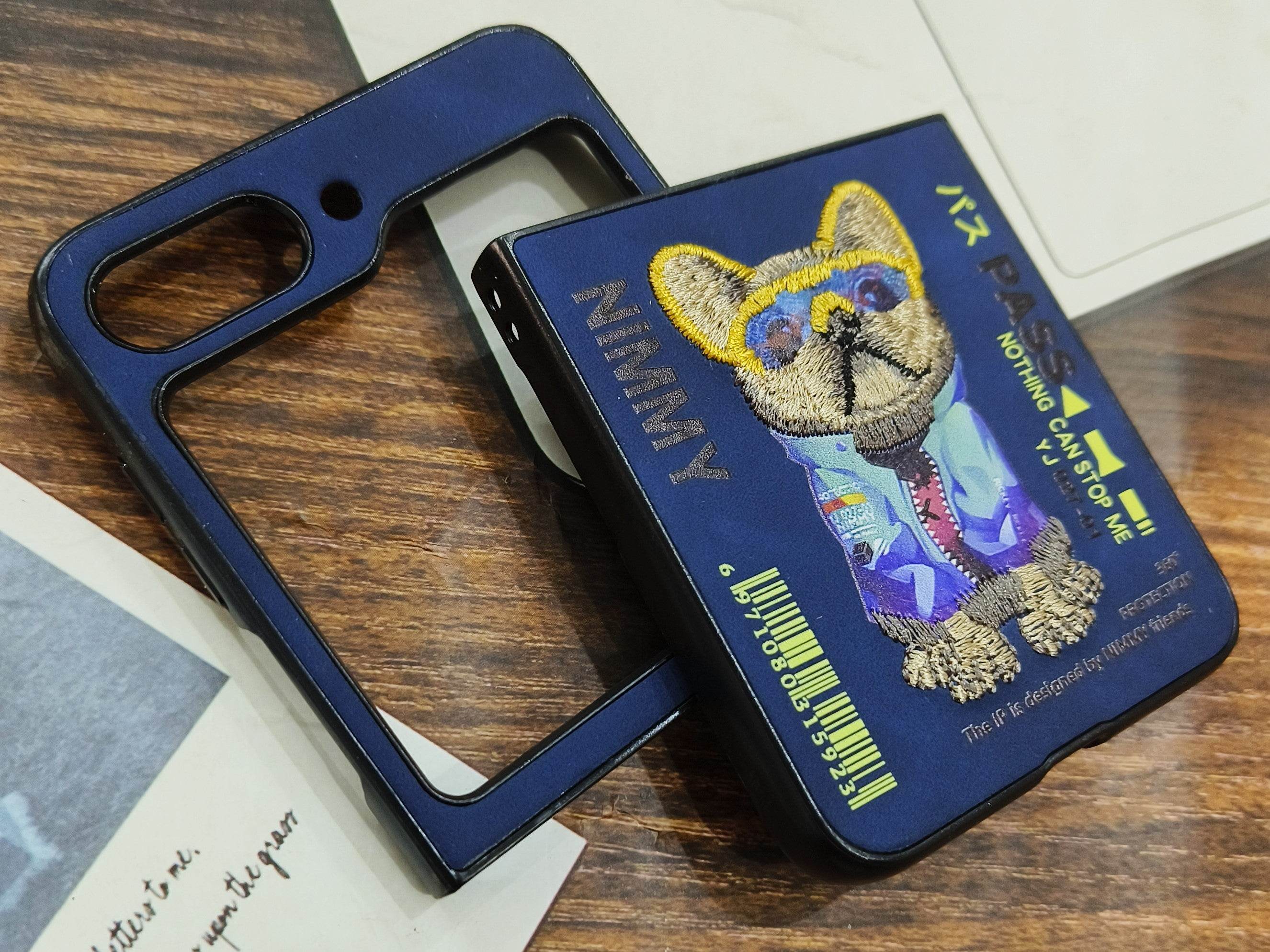 Samsung Galaxy Z Flip 5 Premium Santa Barbara Case Cover - Blue Bulldog - Guleel