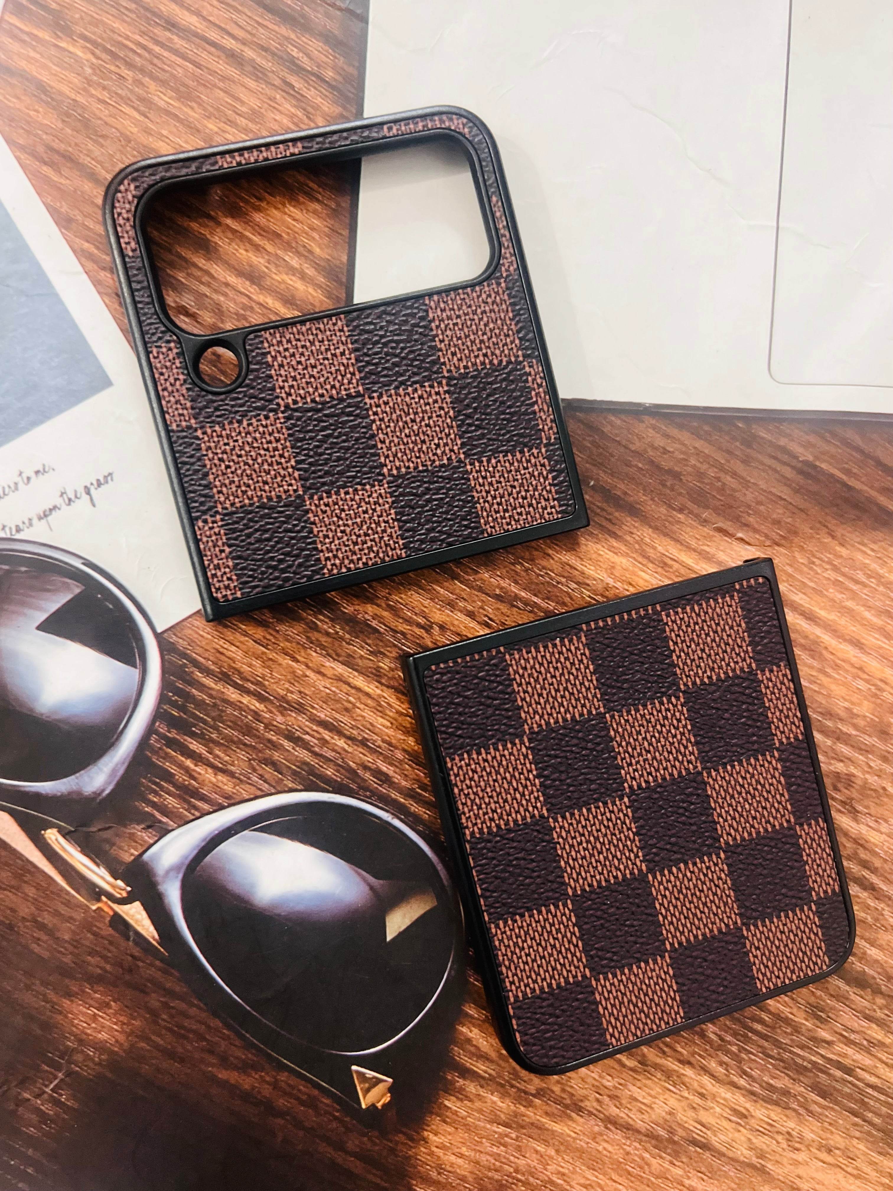 Samsung Z Flip 4 Premium Leather Finish Case Cover - LV - Guleel