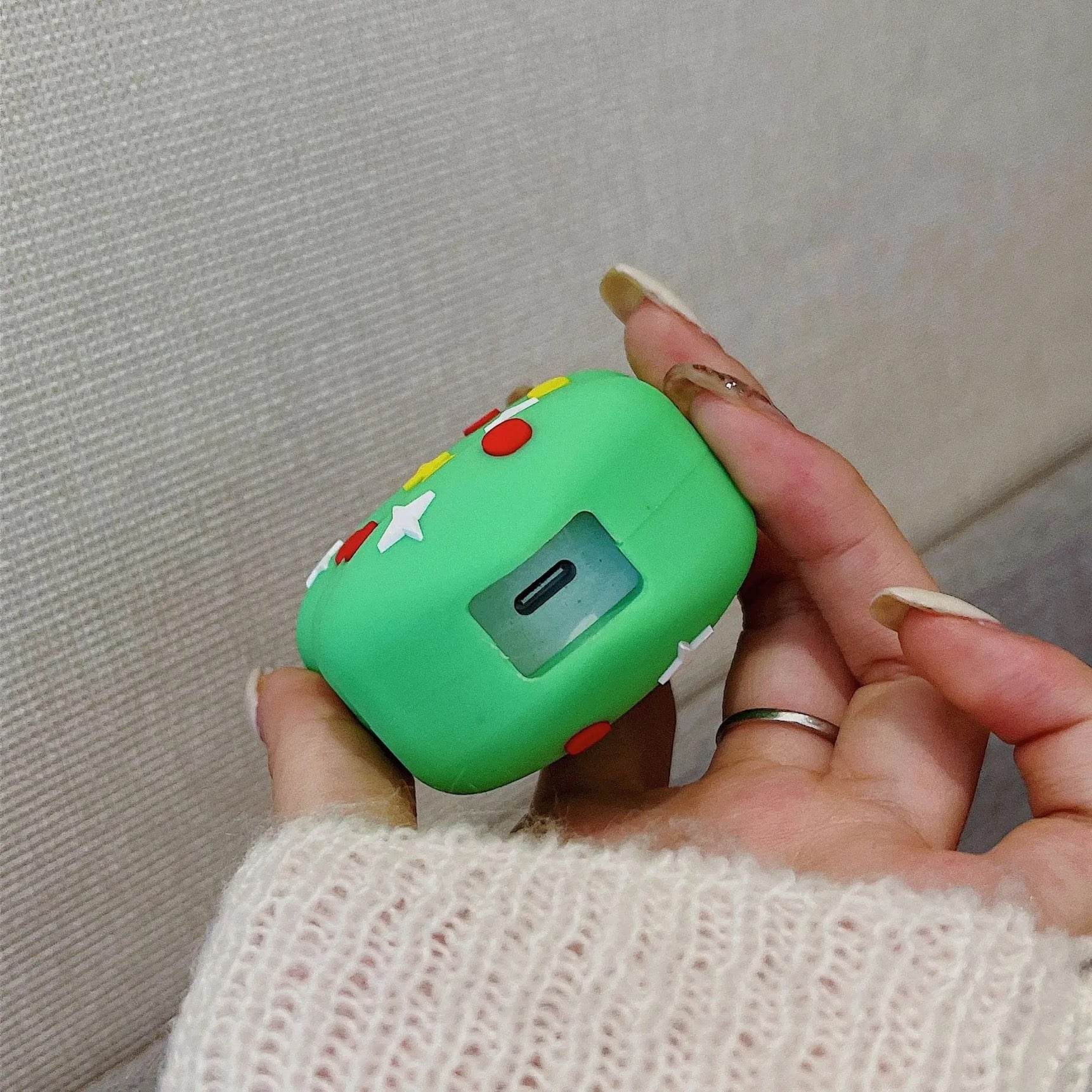 Silicone Cartoon iPhone Christmas Tree Charger Cover for 18-20W Chargers - Green (with Wire Cover) - Guleel