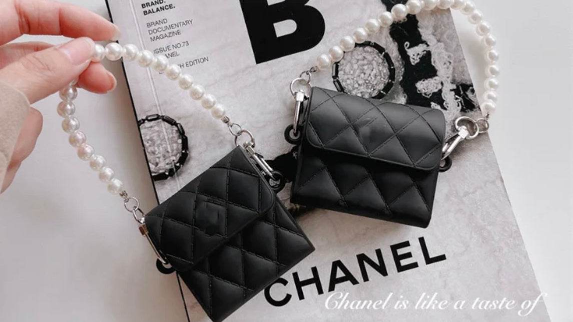 Airpod's Pro Cute Bag with Pearl Bracelet Chain Silicone Case Cover - Black - Guleel