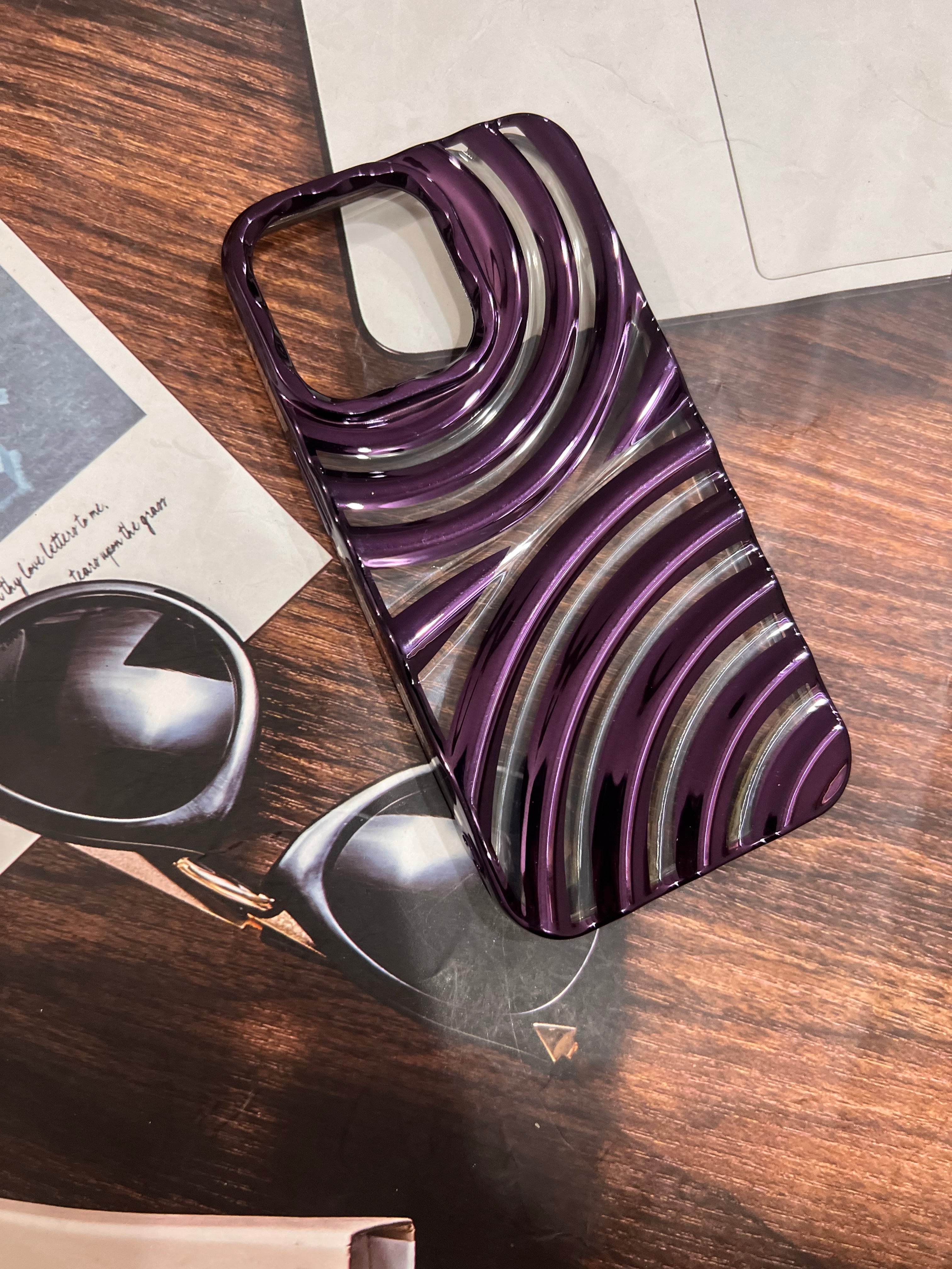 iPhone 13 Pro Premium Zig Zag Silicone Case - Purple - Guleel