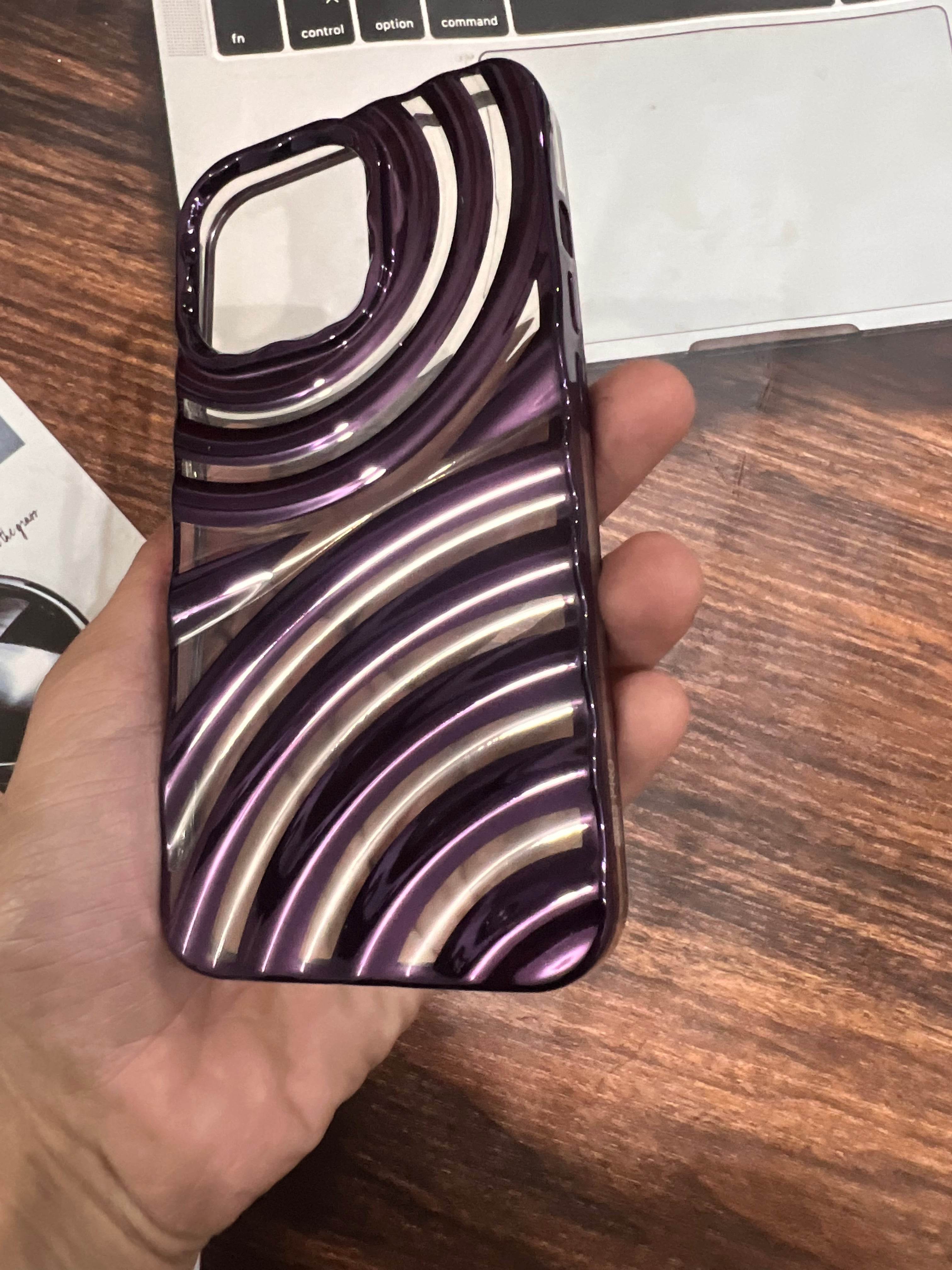 iPhone 13 Pro Premium Zig Zag Silicone Case - Purple - Guleel