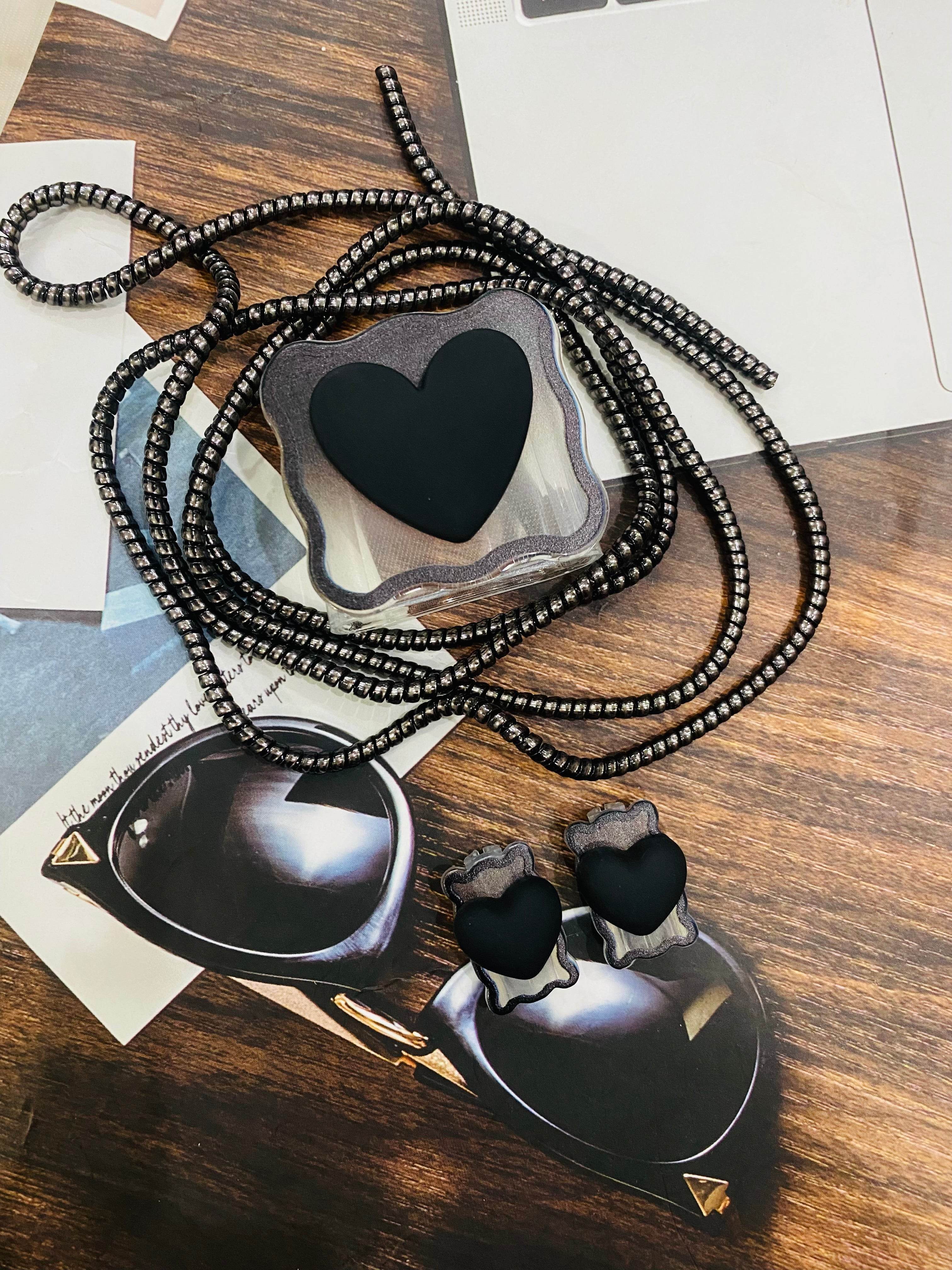 Silicone Cartoon iPhone 3D Heart Charger Case Cover for 18-20W Chargers - Black (with Wire Cover) - Guleel