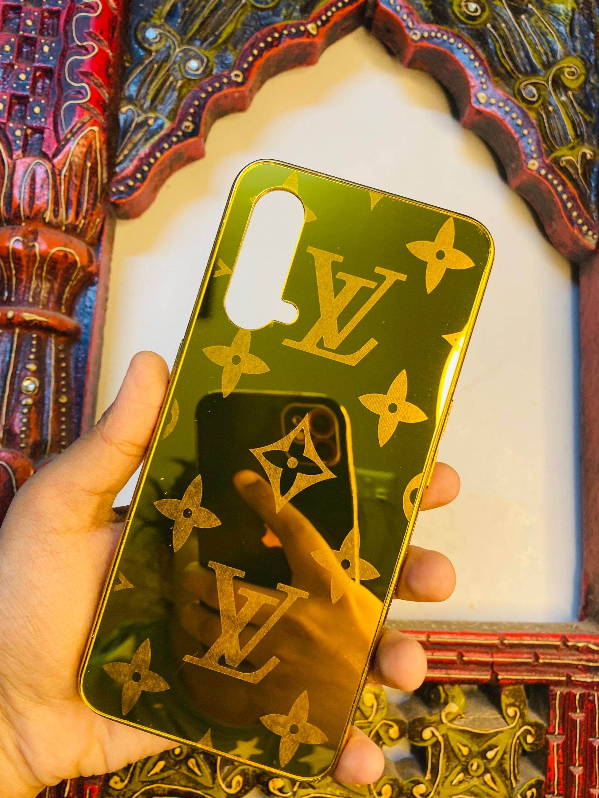 OnePlus Nord CE 5G Premium Gold Plated Mirror Finish Case - Plain LV - Guleel