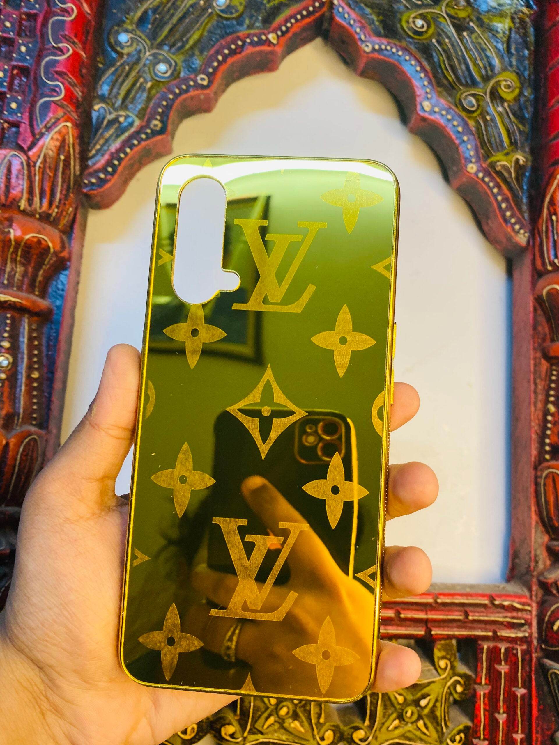 OnePlus Nord CE 5G Premium Gold Plated Mirror Finish Case - Plain LV - Guleel