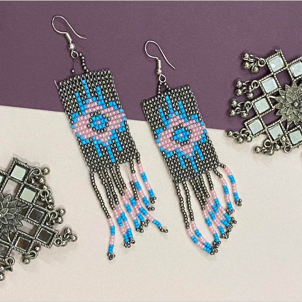 Handmade Beaded Earrings Floral style Traditional - Silver Finish - Guleel