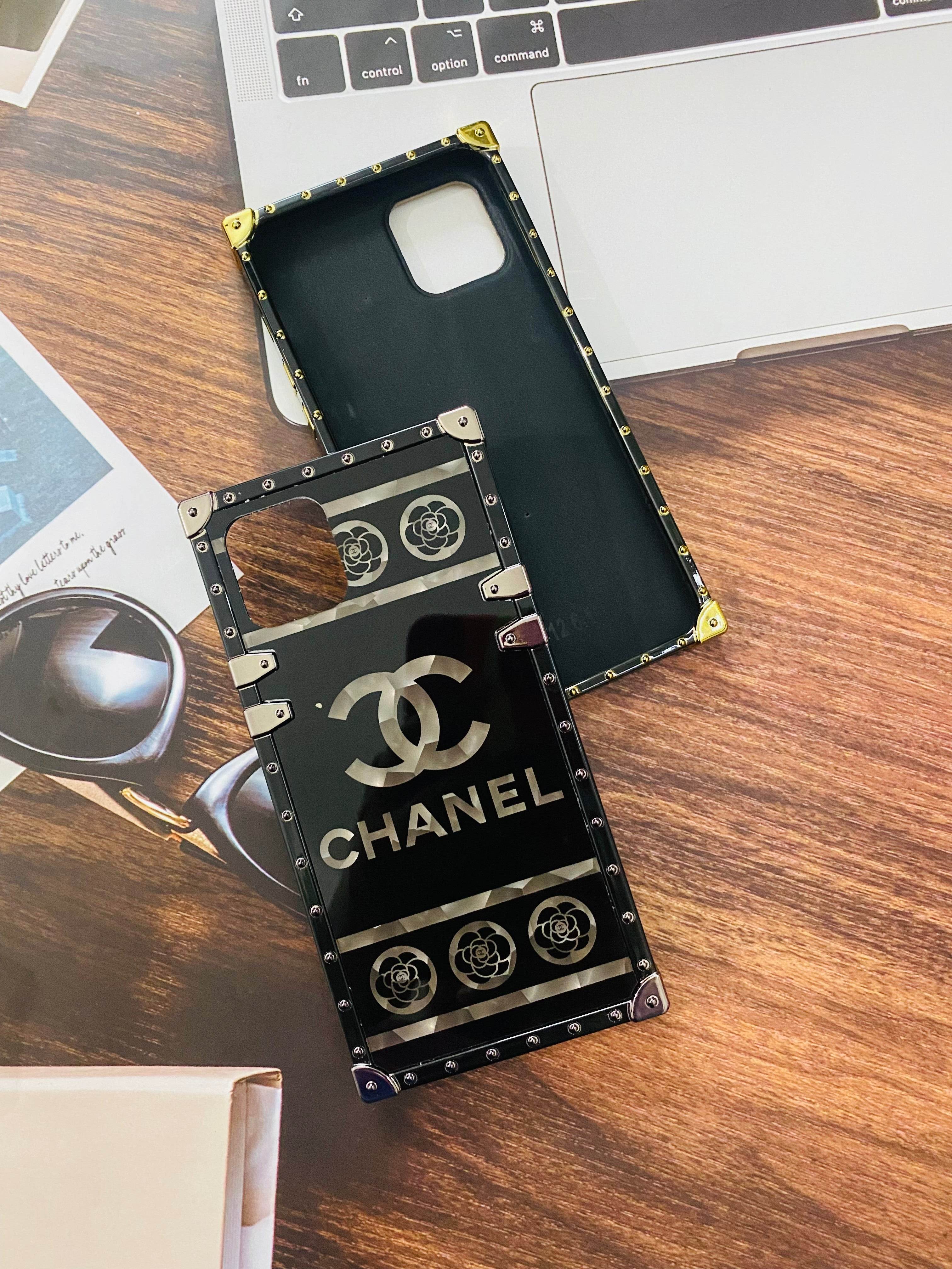 iPhone 12 Pro Max Premium Channel Trunk Case - Black - Guleel