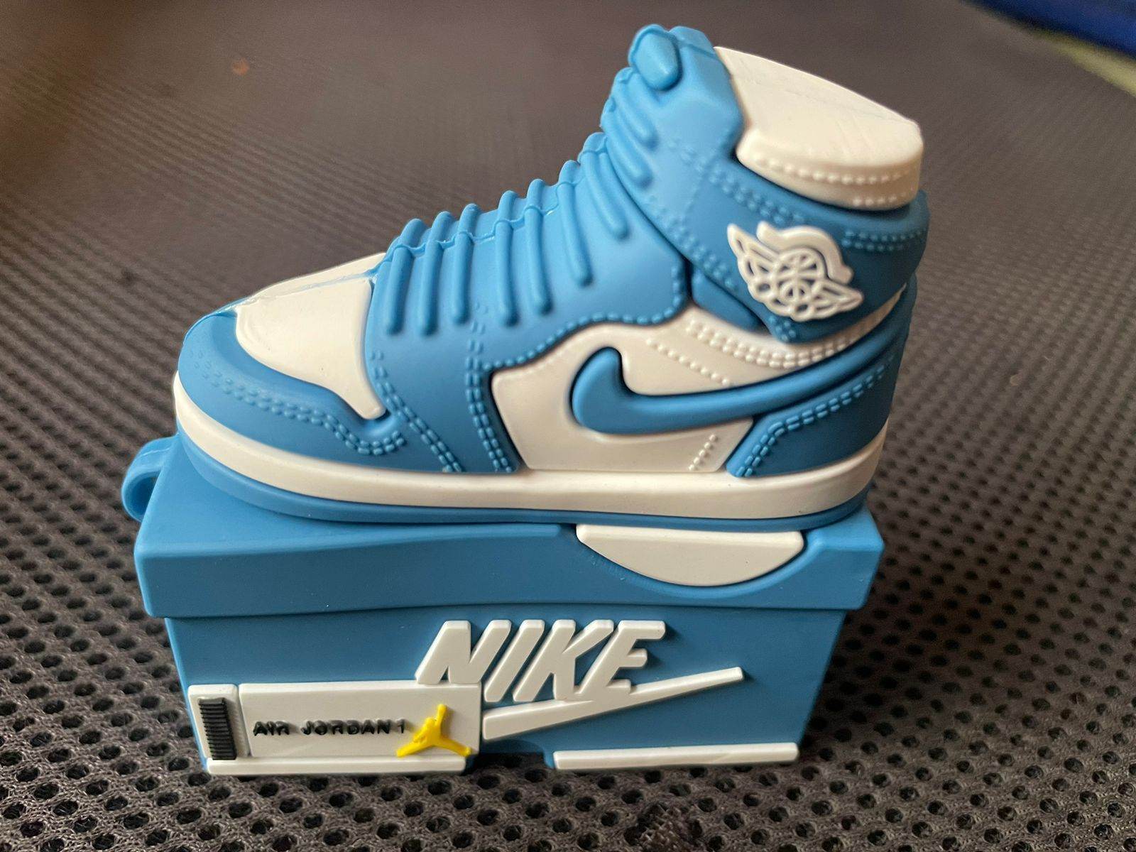 Airpods Pro 2 Sneaker Style Shoe Box Case Cover - Blue White - Guleel