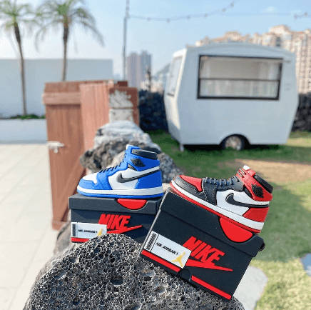 Airpods Pro 2 Sneaker Style Shoe Box Case Cover - Blue Black - Guleel