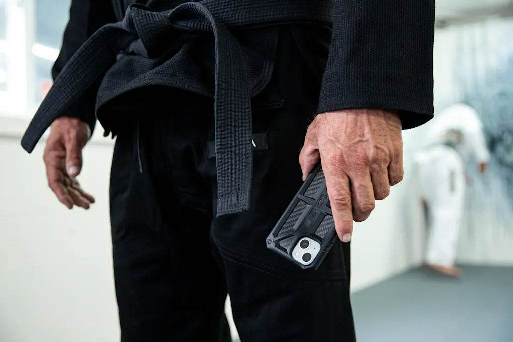 Urban Armor Gear UAG Shockproof Protective Case Cover - Black Red - Guleel