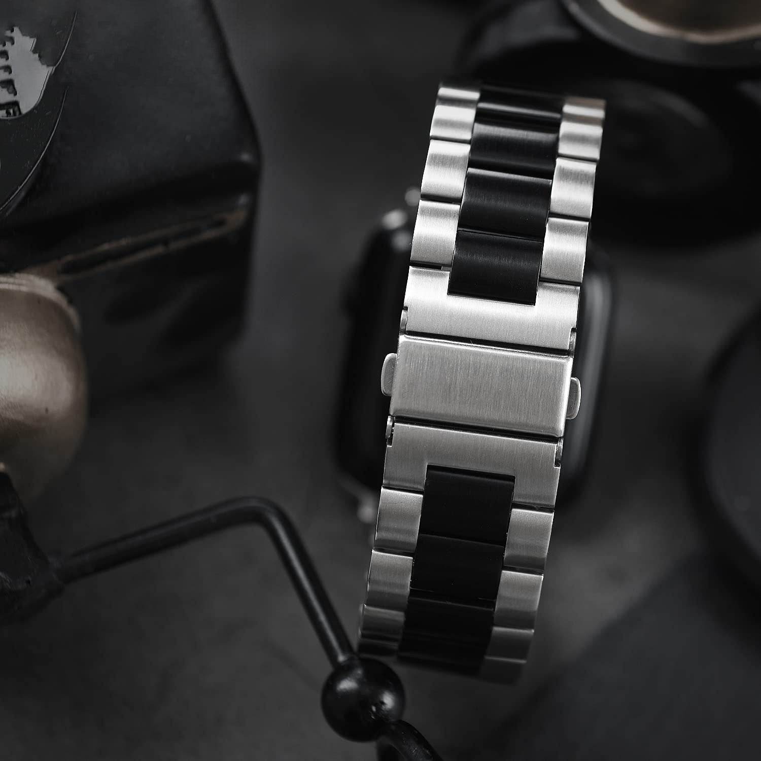 Premium Stainless Steel iWatch Band for Apple Watch Series 8/7/6/5/4/3/2/1/SE/SE2/Ultra - Black Silver - Guleel