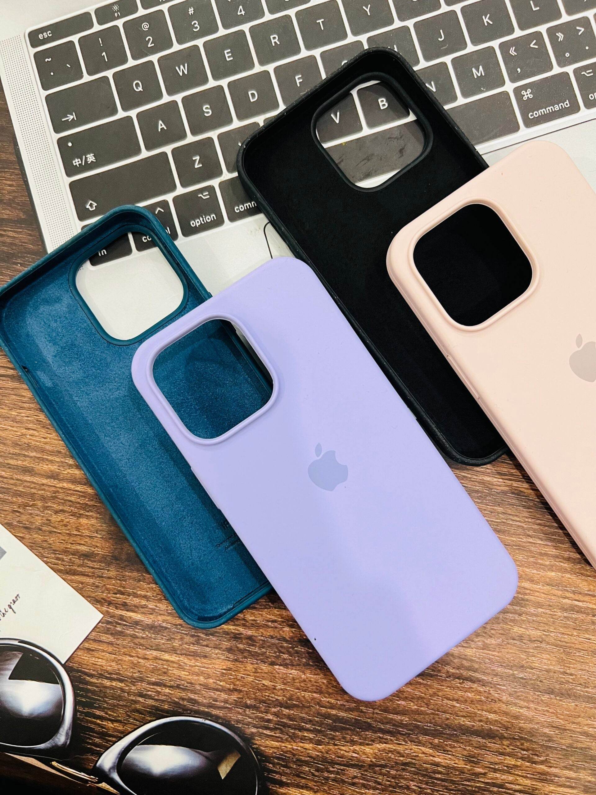 iPhone 13 Pro Original LOGO Silicone Case- Dark Green - Guleel