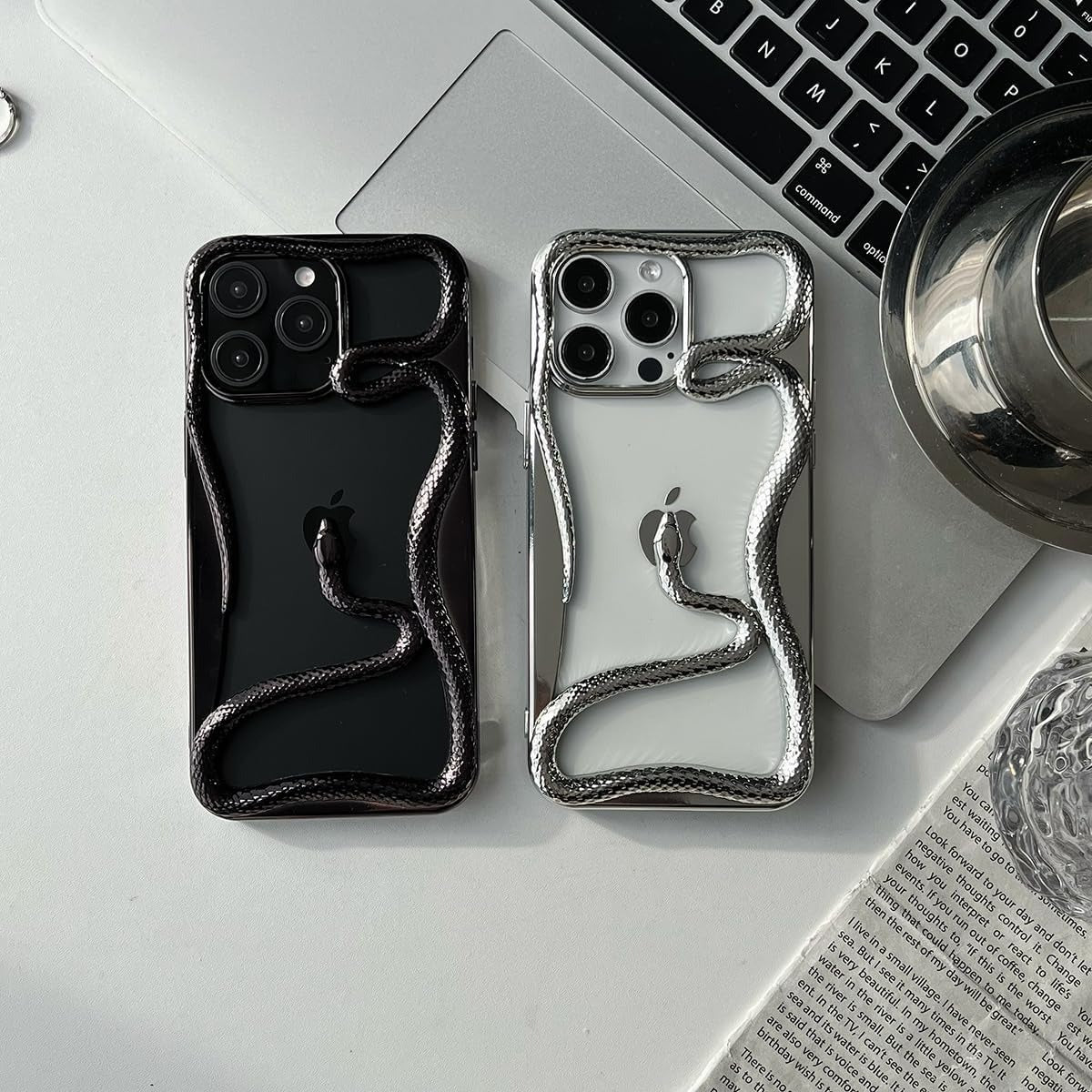 Premium Glossy 3D Snake Design Mobile Cover - Black