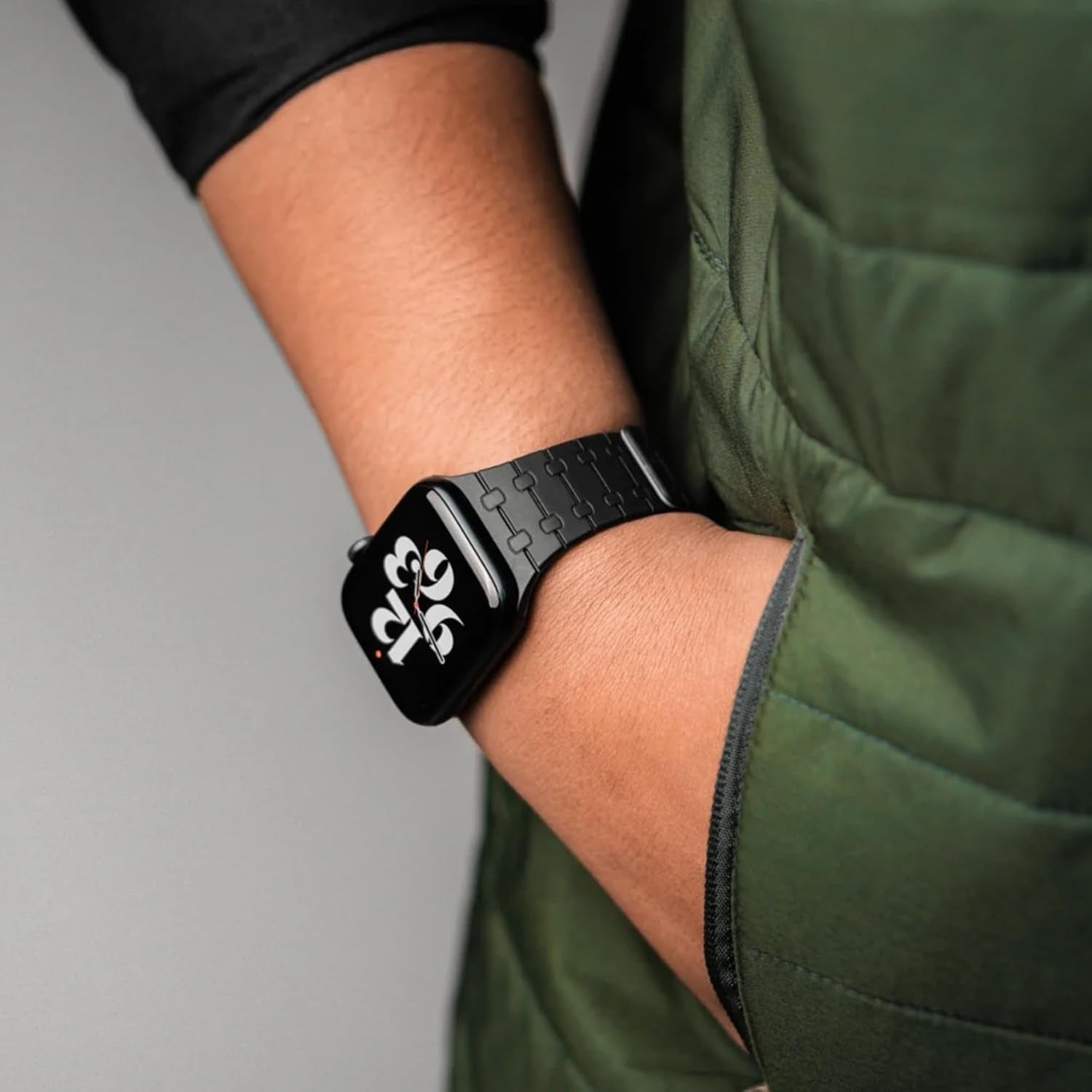 Mag Grip Loop Watch Strap Compatible with Apple Watch Series 9/8/7 (45mm) | Series SE2/6/SE/5/4 (44mm) | Series10 46mm | Ultra/Ultra 2 -Watch Not Included
