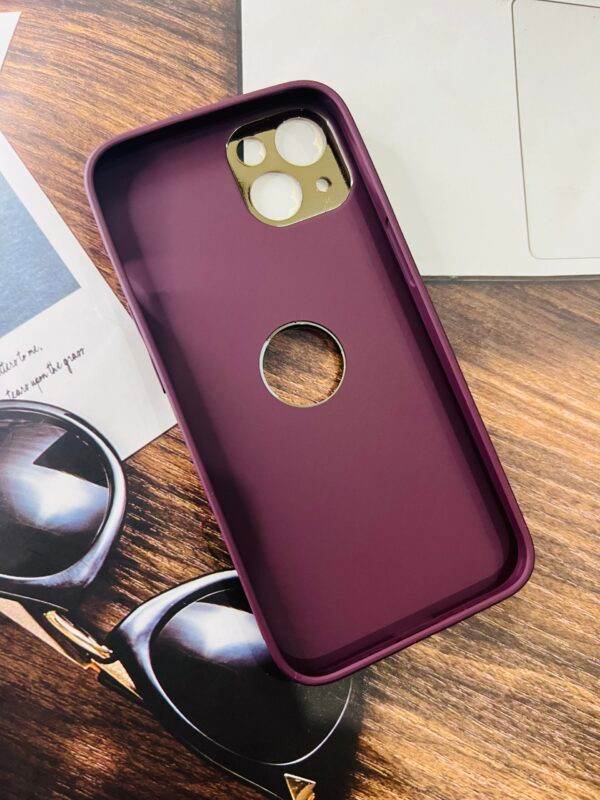iPhone 13 Premium Carbon Fibre Shockproof Case Cover - Maroon - Guleel