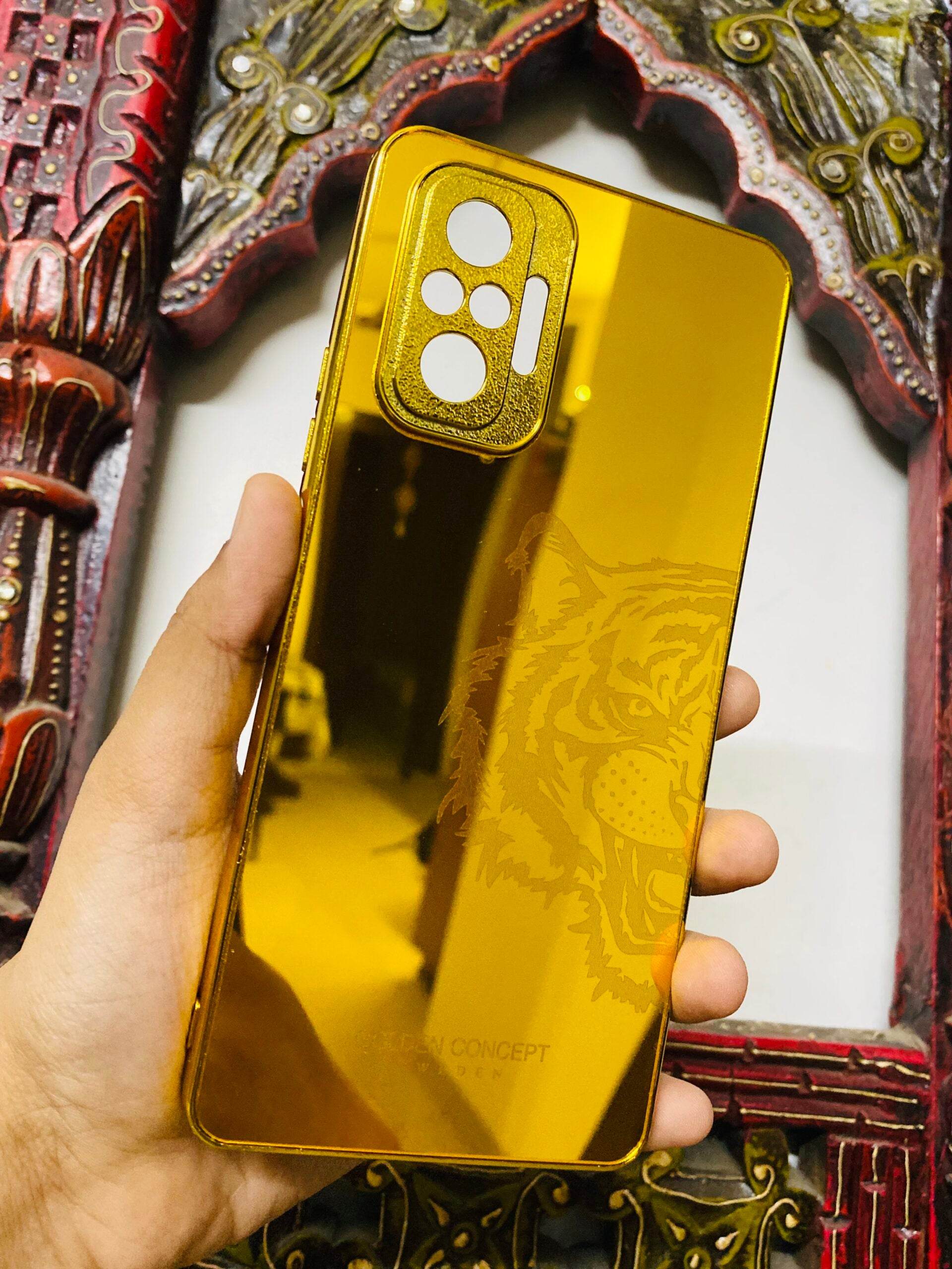 Premium Gold Plated Mirror Finish Case Cover - Tiger Right - Guleel